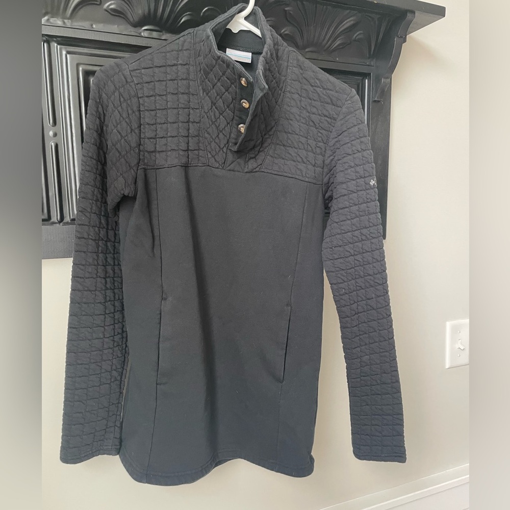 Womens Columbia pullover collared sweatshirt